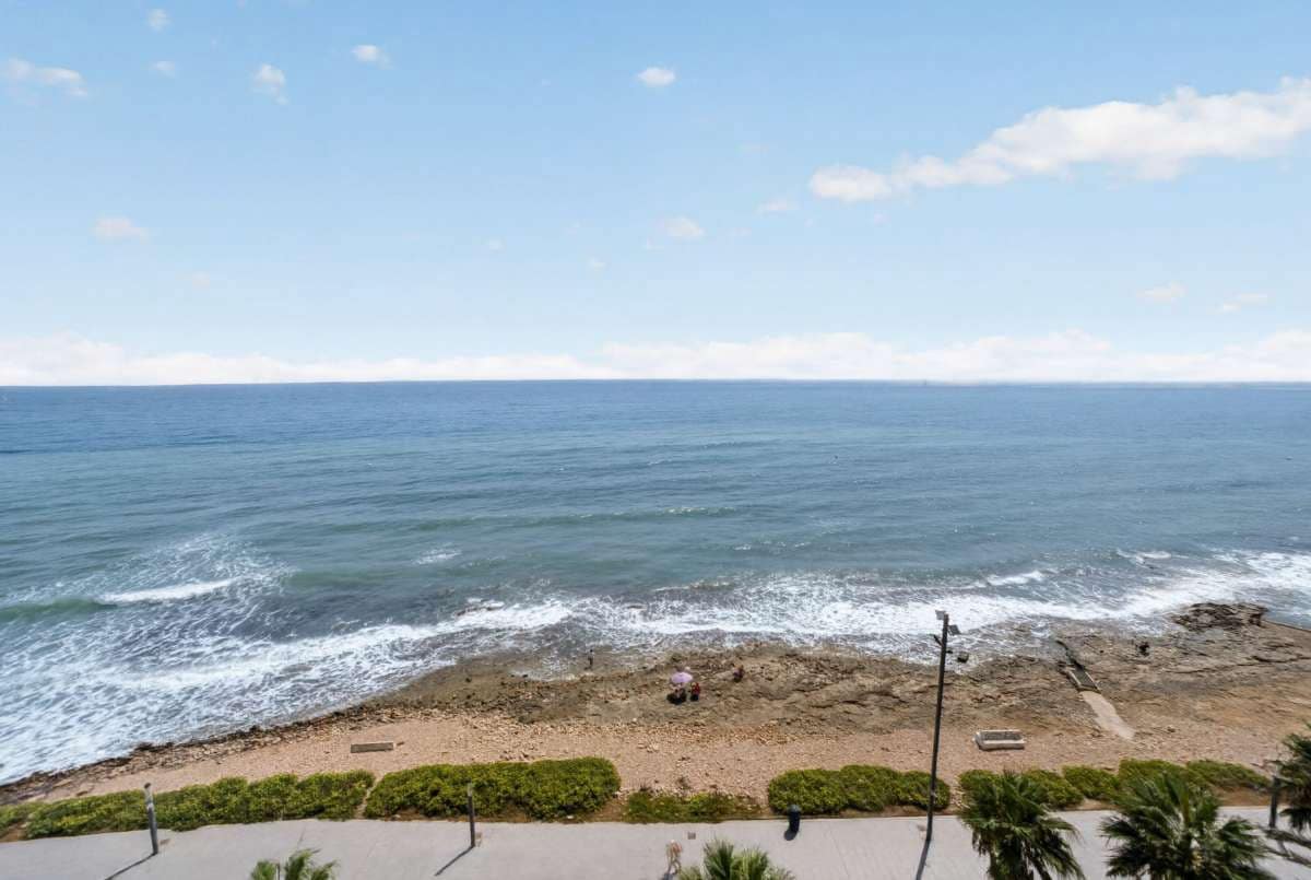 4 Zimmer Apartment zu verkaufen in Torrevieja - 1.265.000 € (Ref: 10048134)