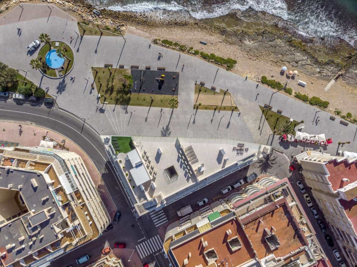 4 Zimmer Apartment zu verkaufen in Torrevieja - 1.265.000 € (Ref: 10048134)