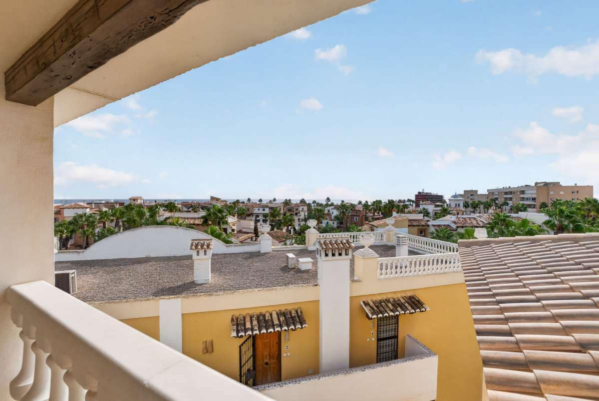 2 camera da letto Appartamento in vendita in Torrevieja con piscina garage - 289.000 € (Rif: 10120652)