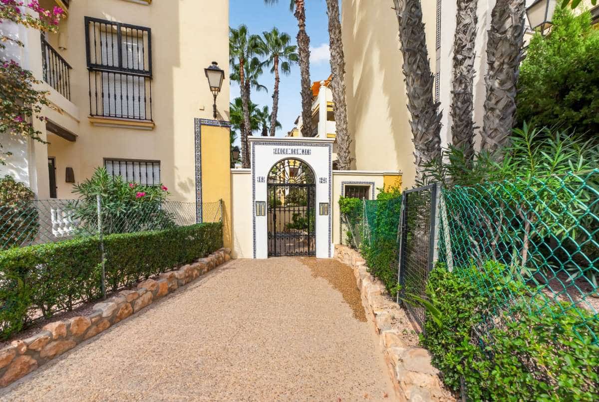 2 camera da letto Appartamento in vendita in Torrevieja con piscina garage - 289.000 € (Rif: 10120652)