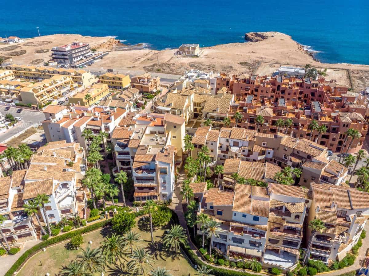 2 camera da letto Appartamento in vendita in Torrevieja con piscina garage - 289.000 € (Rif: 10120652)