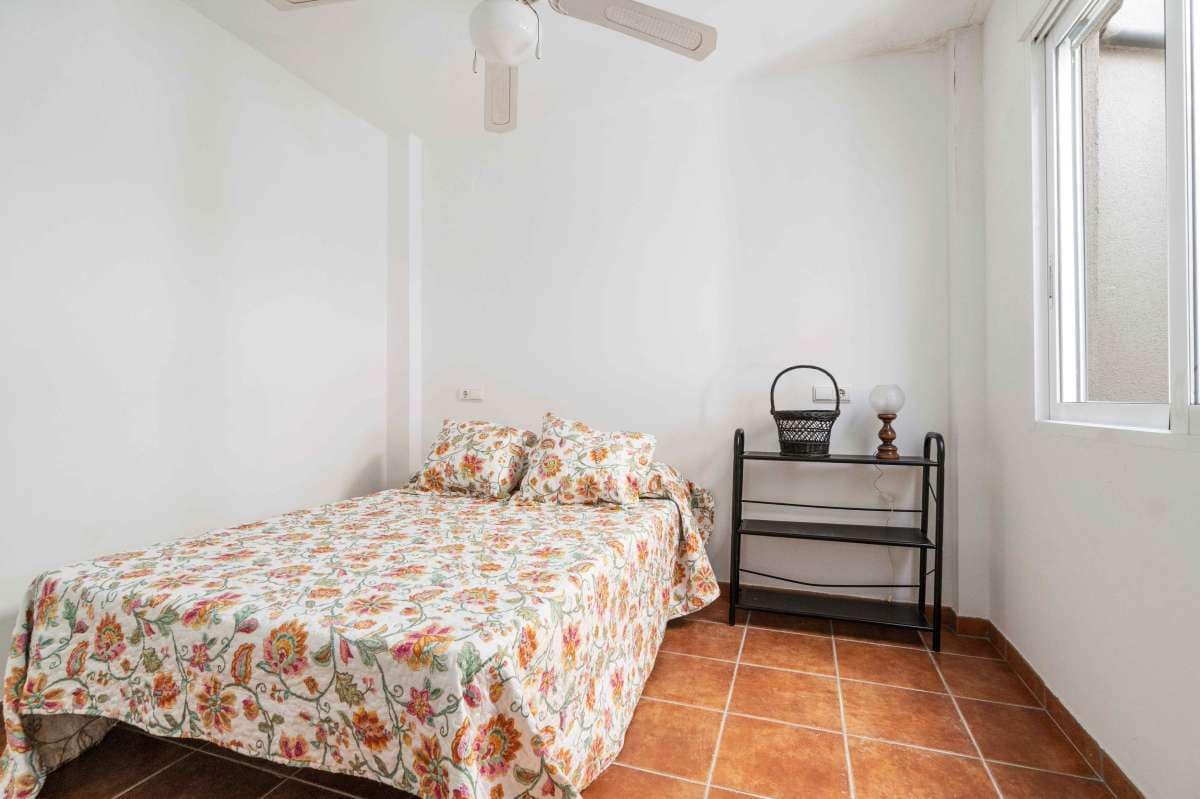 5 bedroom Villa for sale in Lo Pagan - € 295,000 (Ref: 5343429)