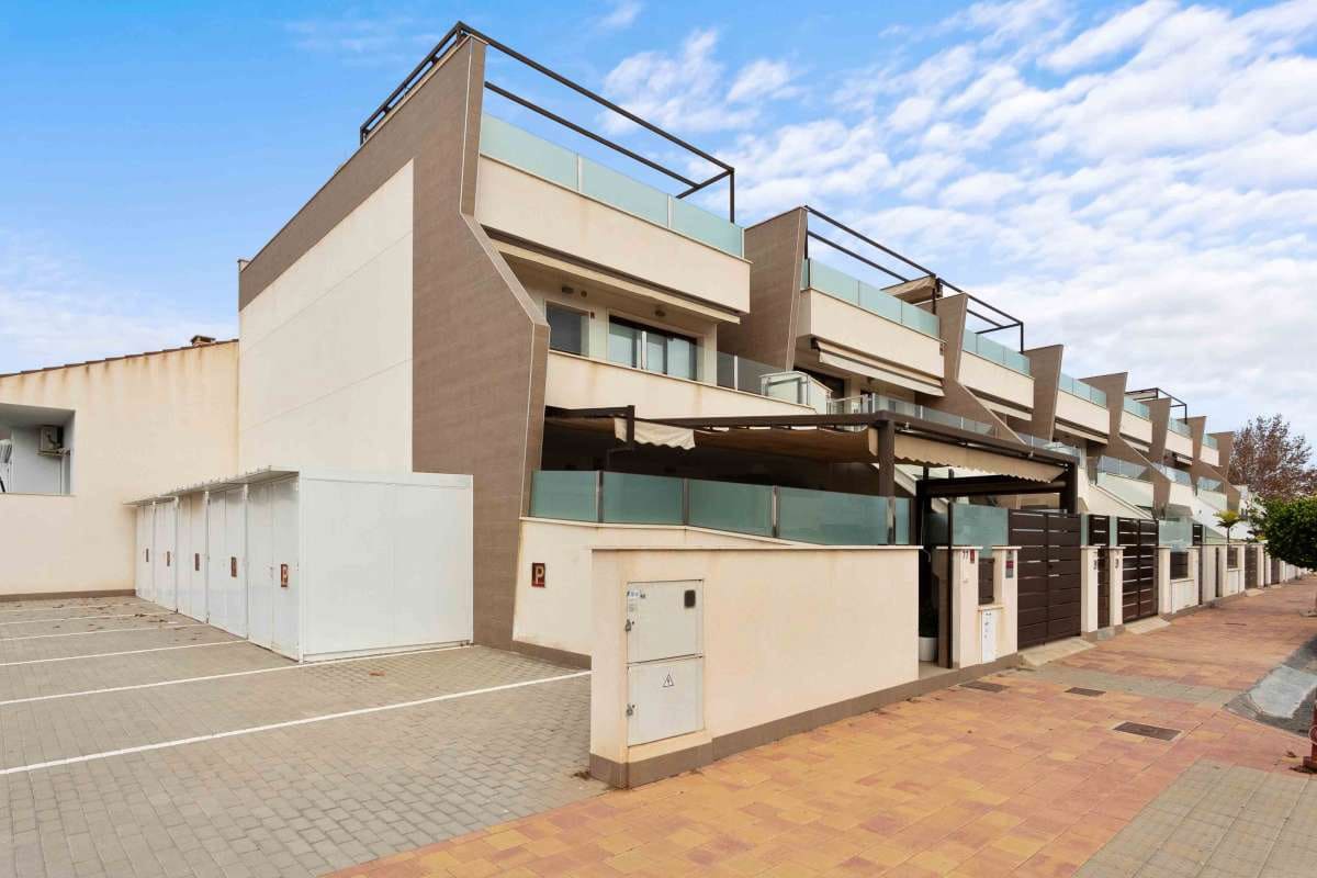 2 bedroom Townhouse for sale in Lo Pagan, San Pedro del Pinatar with