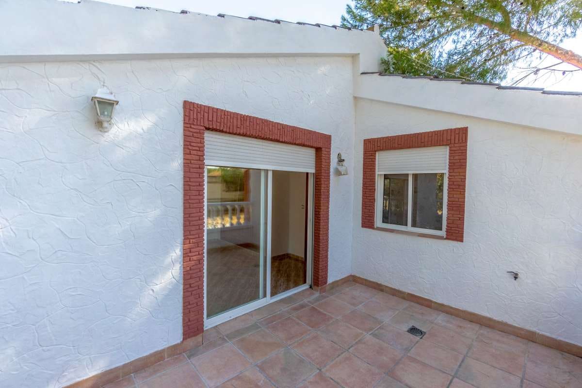 5 bedroom Villa for sale in Orihuela - € 370,000 (Ref: 8446588)