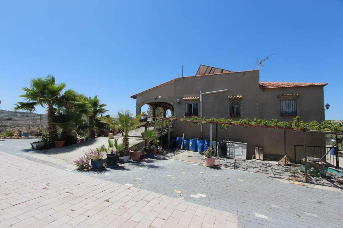 6 slaapkamer Villa te koop in Albudeite - € 320.000 (Ref: 8481251)