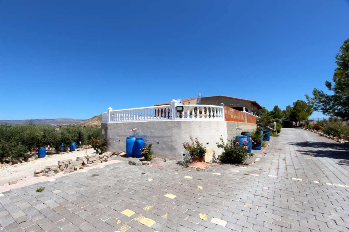 6 slaapkamer Villa te koop in Albudeite - € 320.000 (Ref: 8481251)