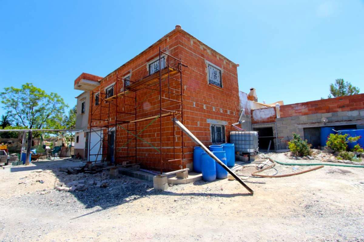 6 slaapkamer Villa te koop in Albudeite - € 320.000 (Ref: 8481251)