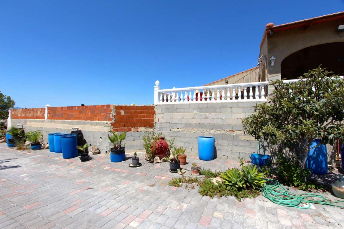 6 slaapkamer Villa te koop in Albudeite - € 320.000 (Ref: 8481251)