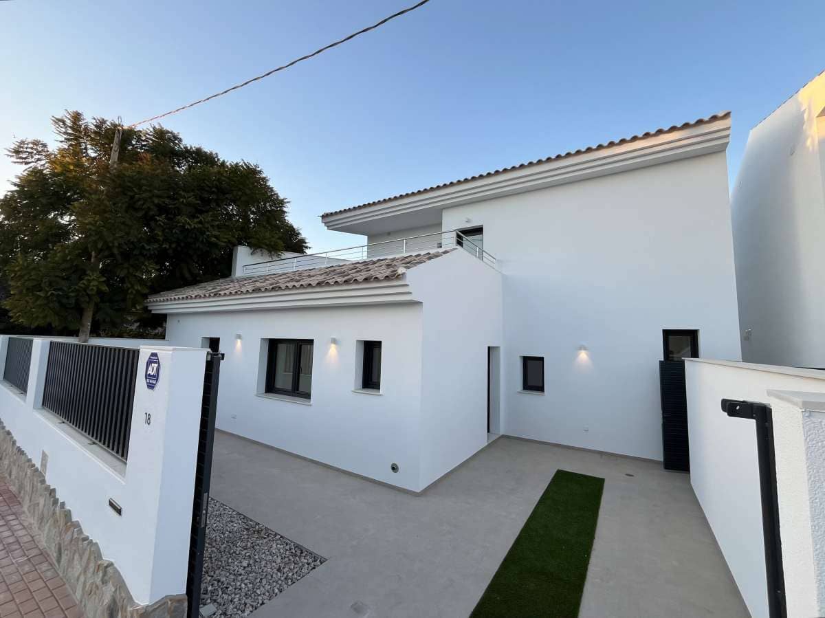 3 bedroom Villa for sale in Lo Pagan - € 445,000 (Ref: 8691826)