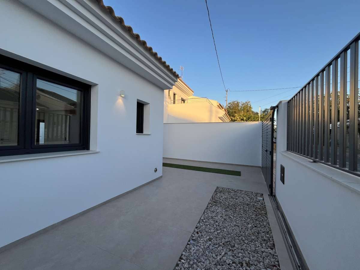 3 bedroom Villa for sale in Lo Pagan - € 445,000 (Ref: 8691826)