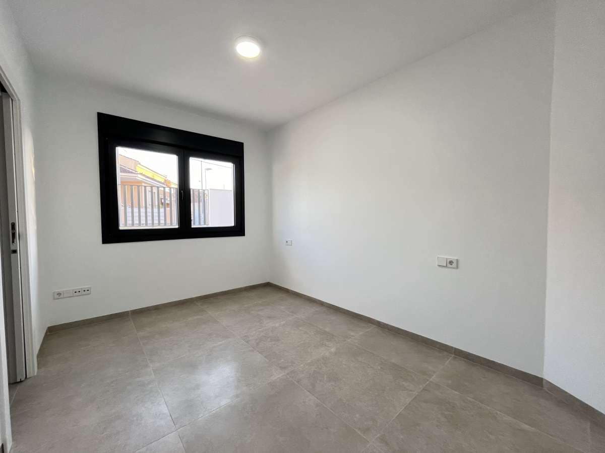 3 bedroom Villa for sale in Lo Pagan - € 445,000 (Ref: 8691826)