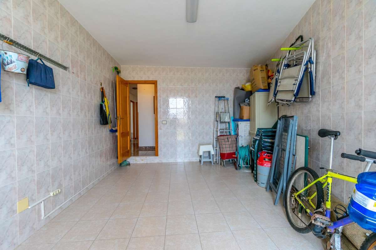 3 slaapkamer Halfvrijstaande villa te koop in Lo Pagan - € 228.990 (Ref: 8837472)