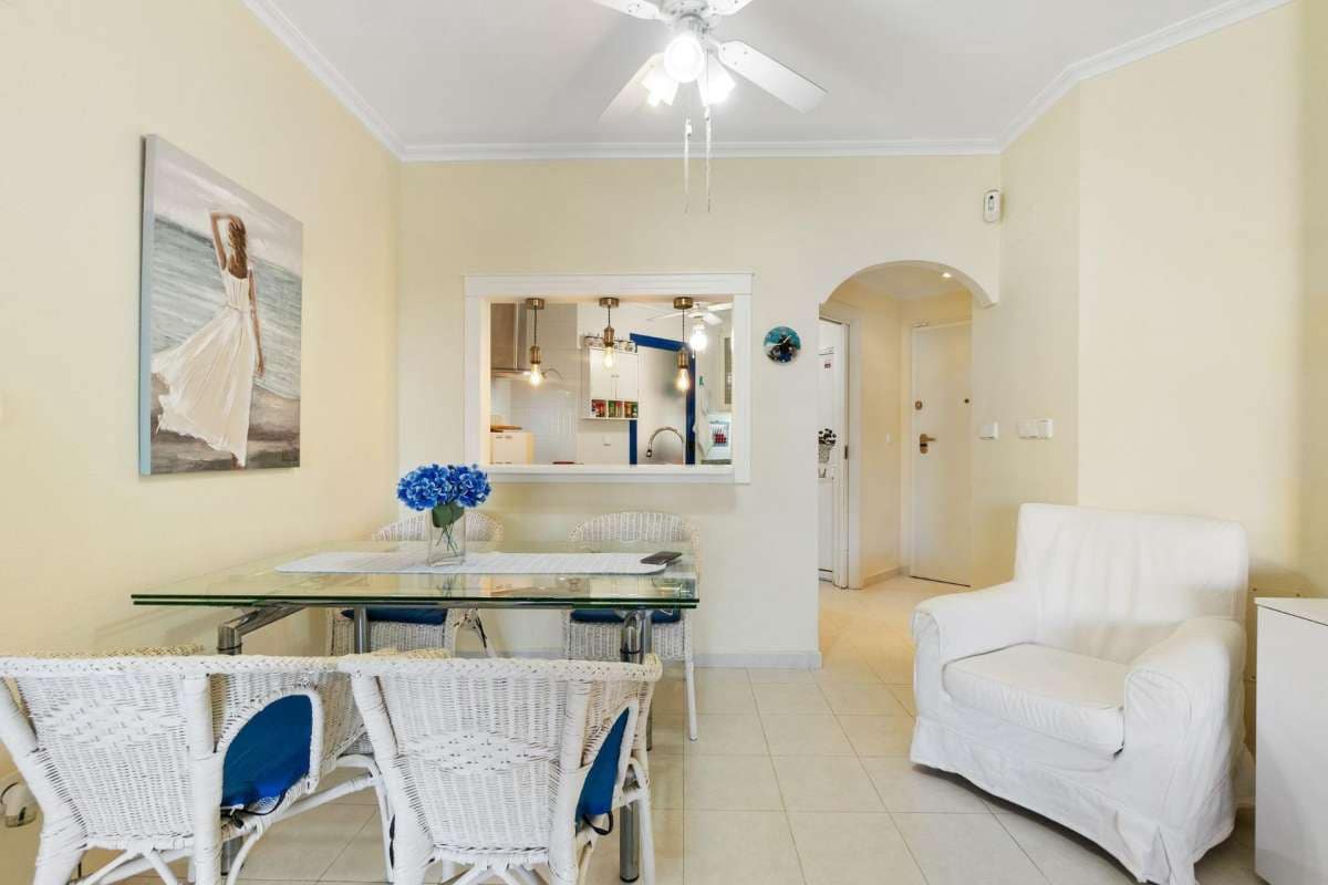 2 makuuhuone Huoneisto myytävänä paikassa Orihuela Costa - 279 000 € (Ref: 9133288)