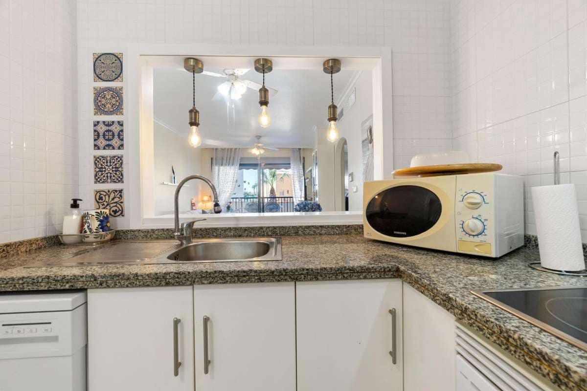 2 makuuhuone Huoneisto myytävänä paikassa Orihuela Costa - 279 000 € (Ref: 9133288)