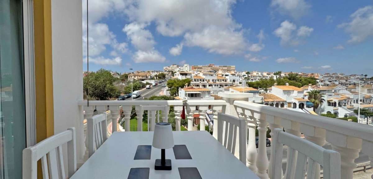 3 bedroom Apartment for sale in Torrevieja - € 269,000 (Ref: 9137695)