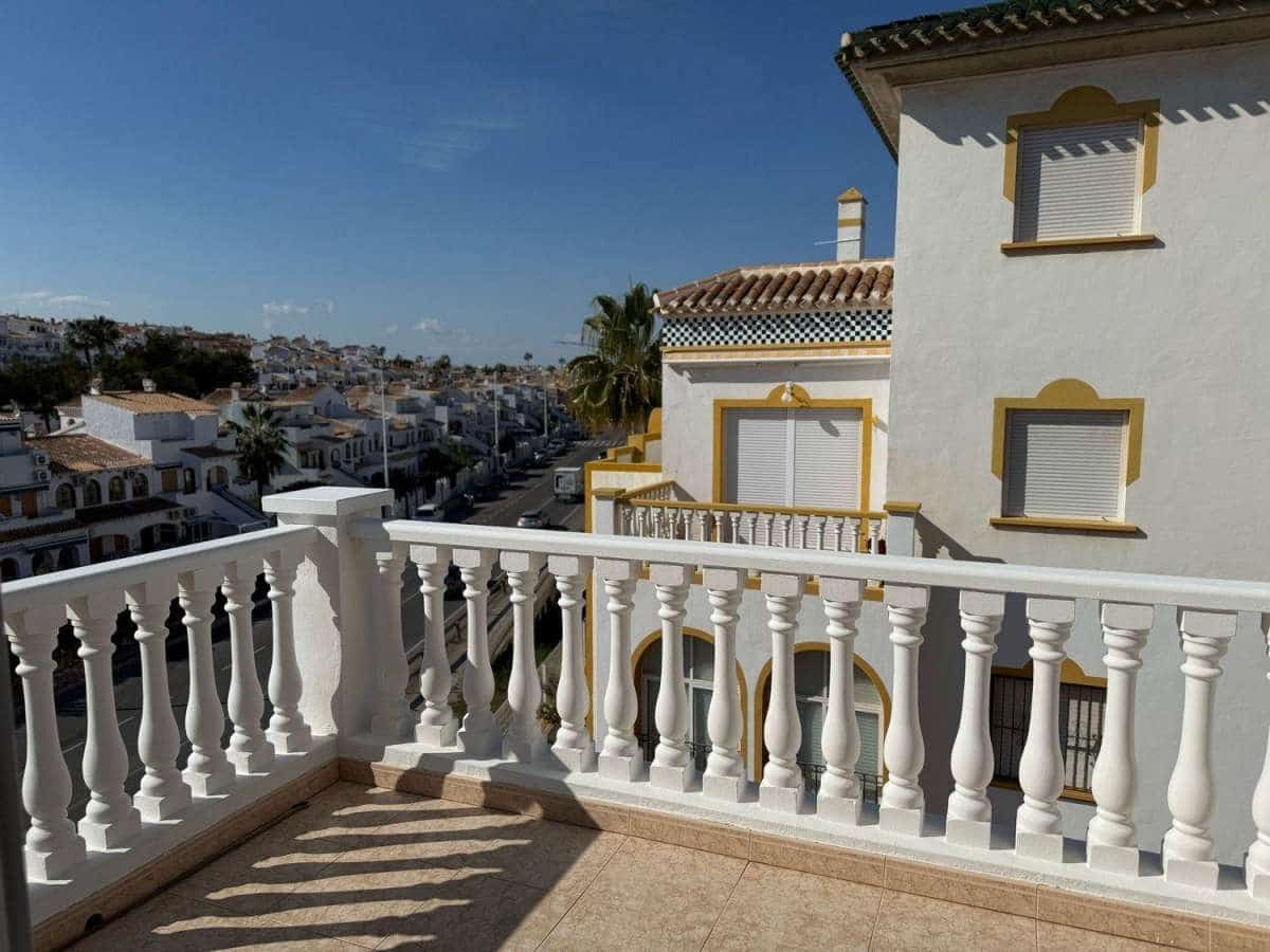3 quarto Bungalow para venda em Torrevieja - 273 000 € (Ref: 9137714)