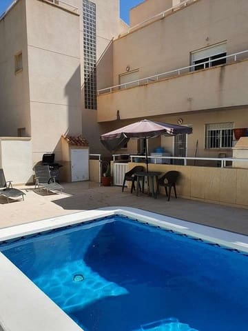 3 makuuhuone Omakotitalo myytävänä paikassa Playa Flamenca, Orihuela - 189 950 € (Ref: 9137723)