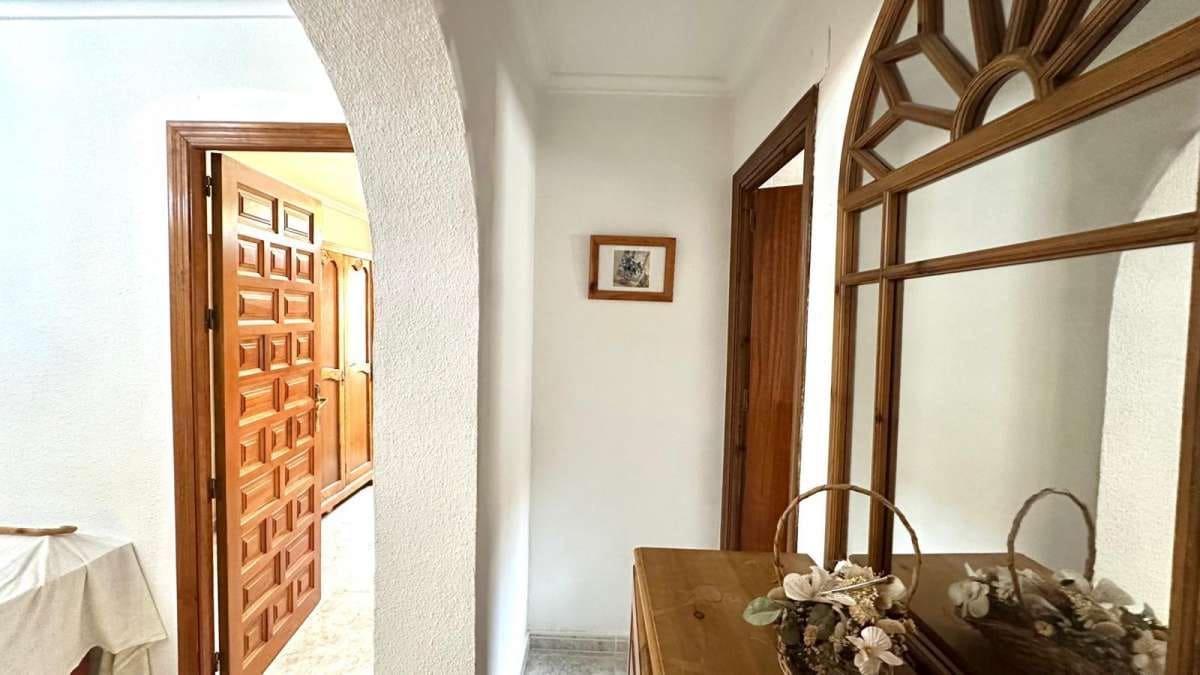 3 bedroom Villa for sale in Torrevieja - € 450,000 (Ref: 9137730)