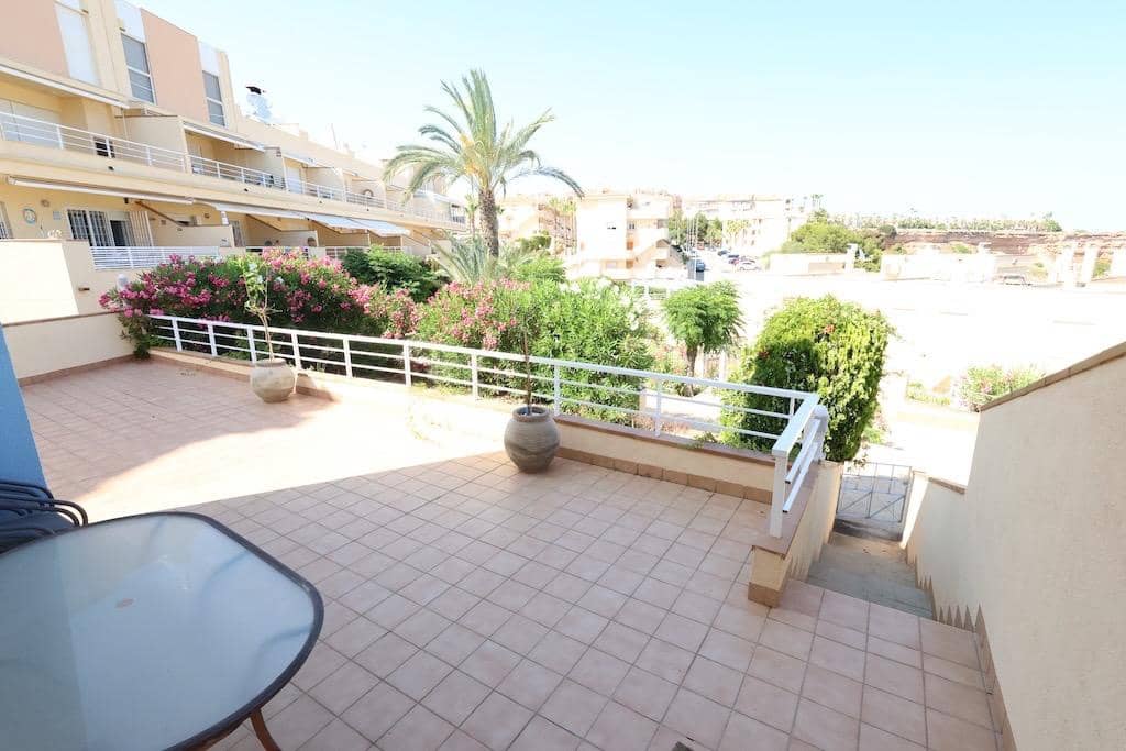 3 soverom Hus til salgs i Orihuela Costa med svømmebasseng garasje - € 390 000 (Ref: 9137732)