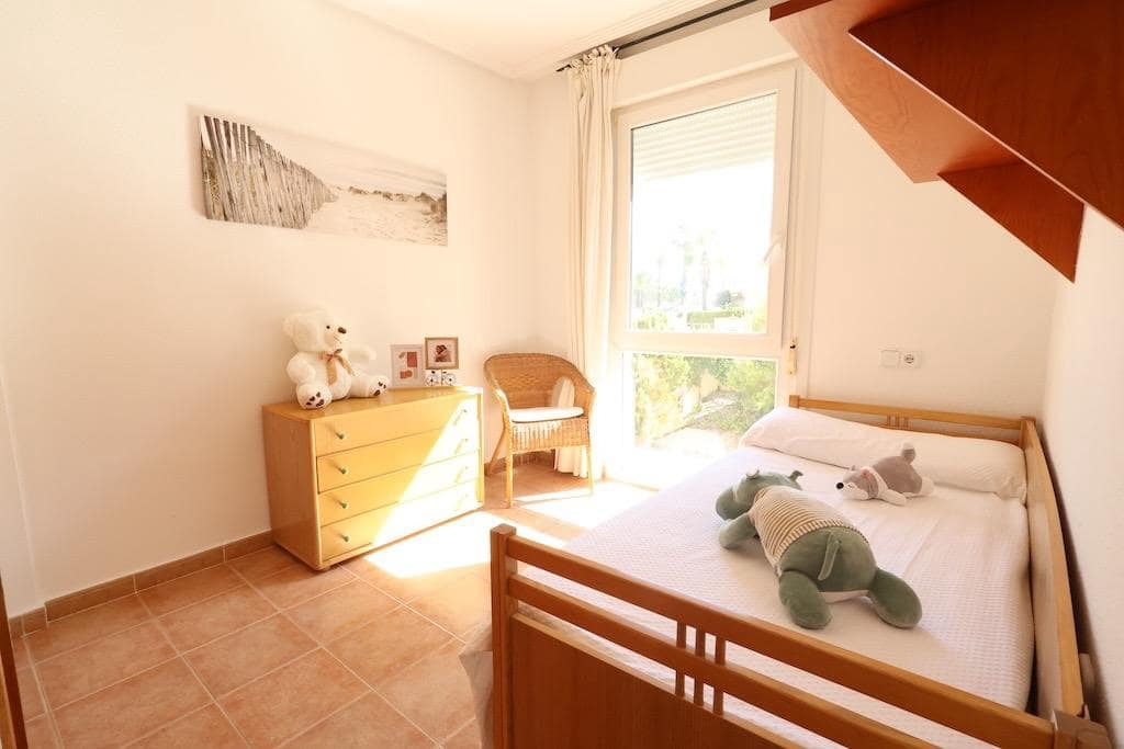3 soverom Hus til salgs i Orihuela Costa med svømmebasseng garasje - € 390 000 (Ref: 9137732)