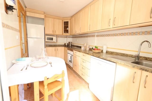 3 soverom Hus til salgs i Orihuela Costa, Orihuela med svømmebasseng garasje - € 390 000 (Ref: 9137732)