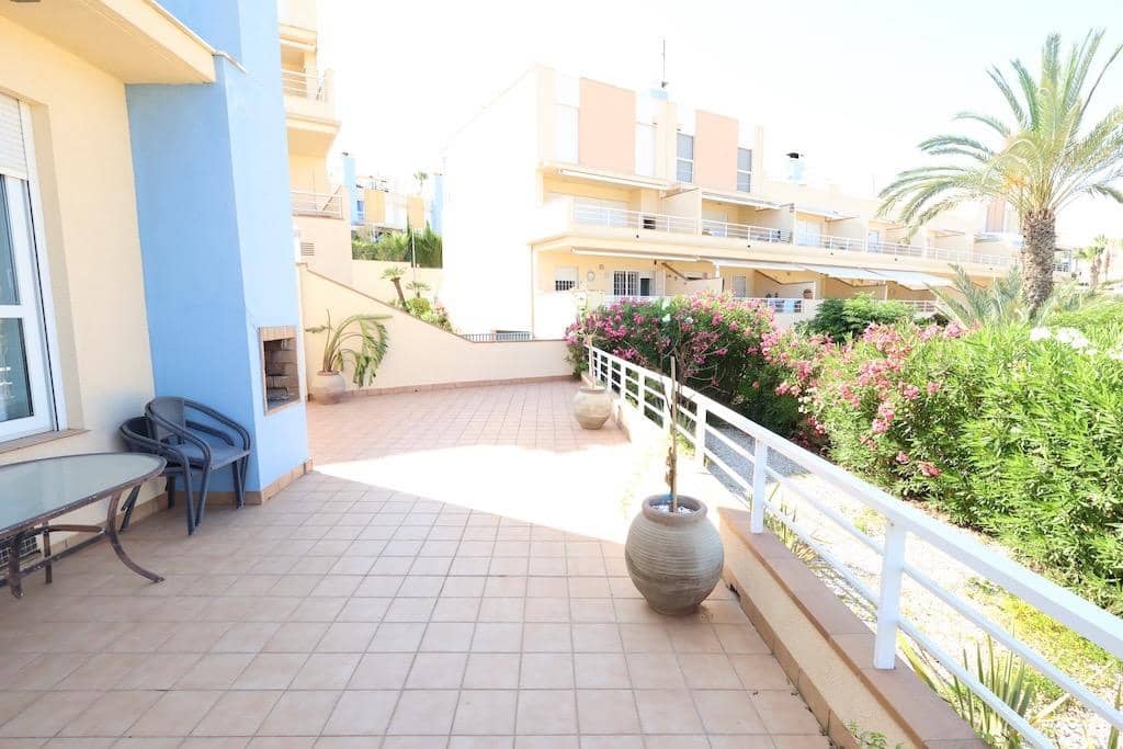 3 soverom Hus til salgs i Orihuela Costa med svømmebasseng garasje - € 390 000 (Ref: 9137732)