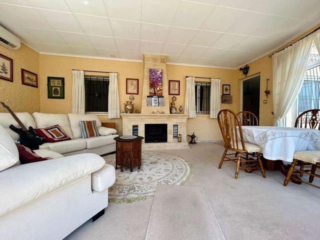 3 Zimmer Villa zu verkaufen in El Chaparral, Torrevieja - 359.000 € (Ref: 9137735)