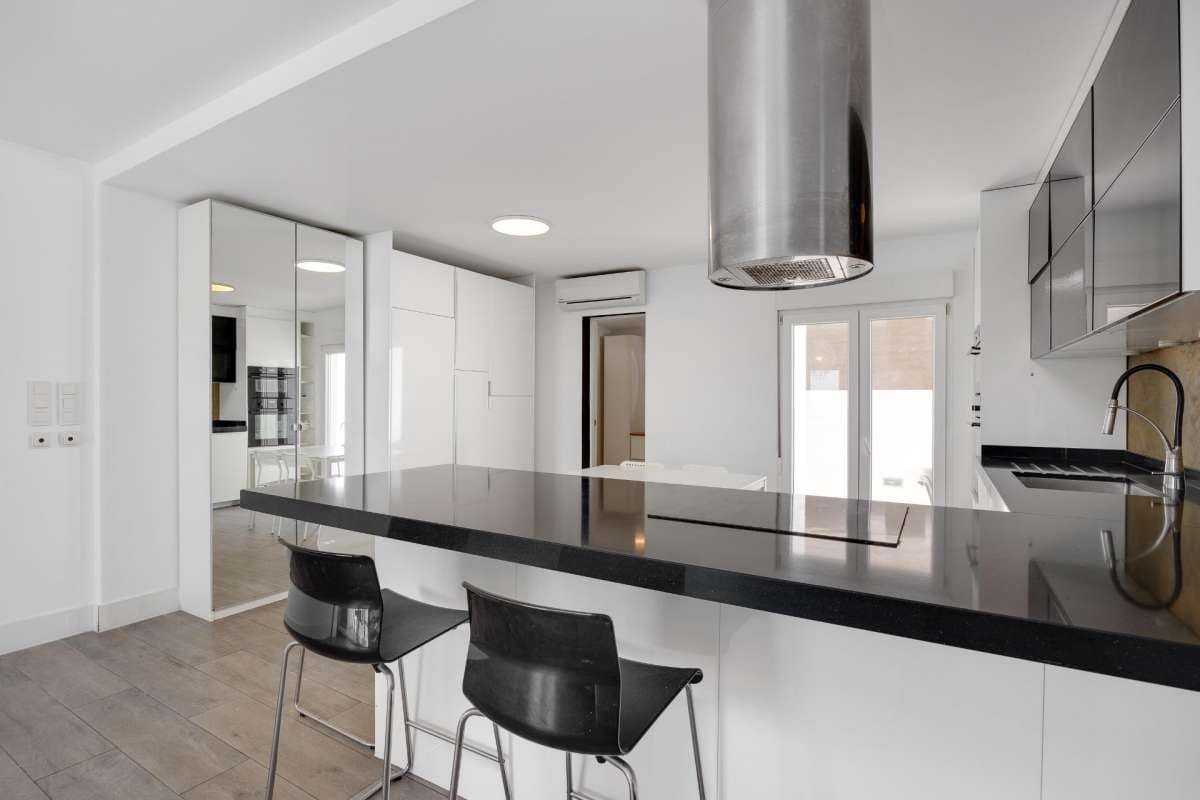 2 bedroom Villa for sale in Torrevieja - € 290,000 (Ref: 9137742)