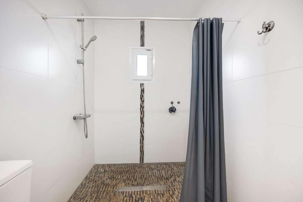 2 bedroom Villa for sale in Torrevieja - € 290,000 (Ref: 9137742)