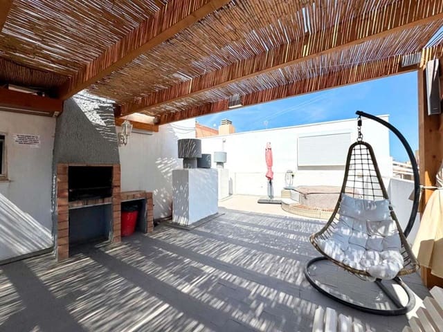 3 bedroom Apartment for sale in Torrevieja - € 255,000 (Ref: 9137745)