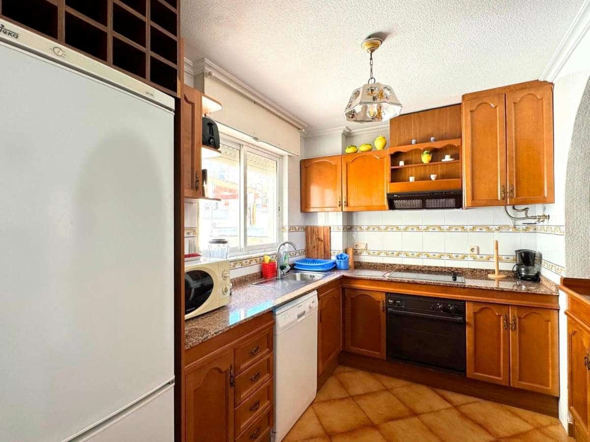 3 bedroom Apartment for sale in Torrevieja - € 255,000 (Ref: 9137745)