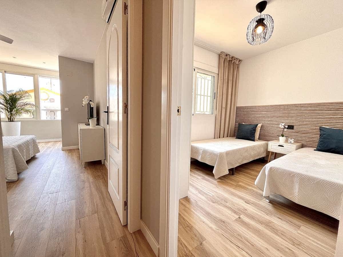 3 soveværelse Byhus til salg i Playa Flamenca - € 288.000 (Ref: 9137752)