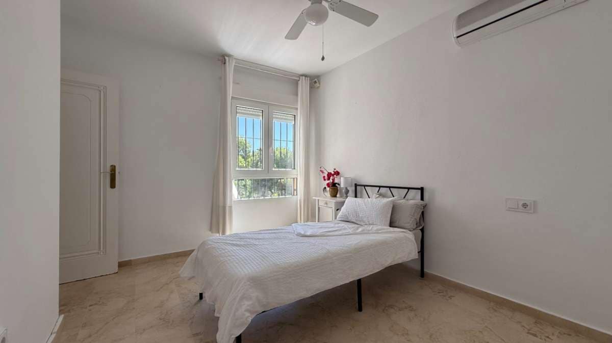 4 bedroom Villa for sale in Orihuela - € 675,000 (Ref: 9137761)