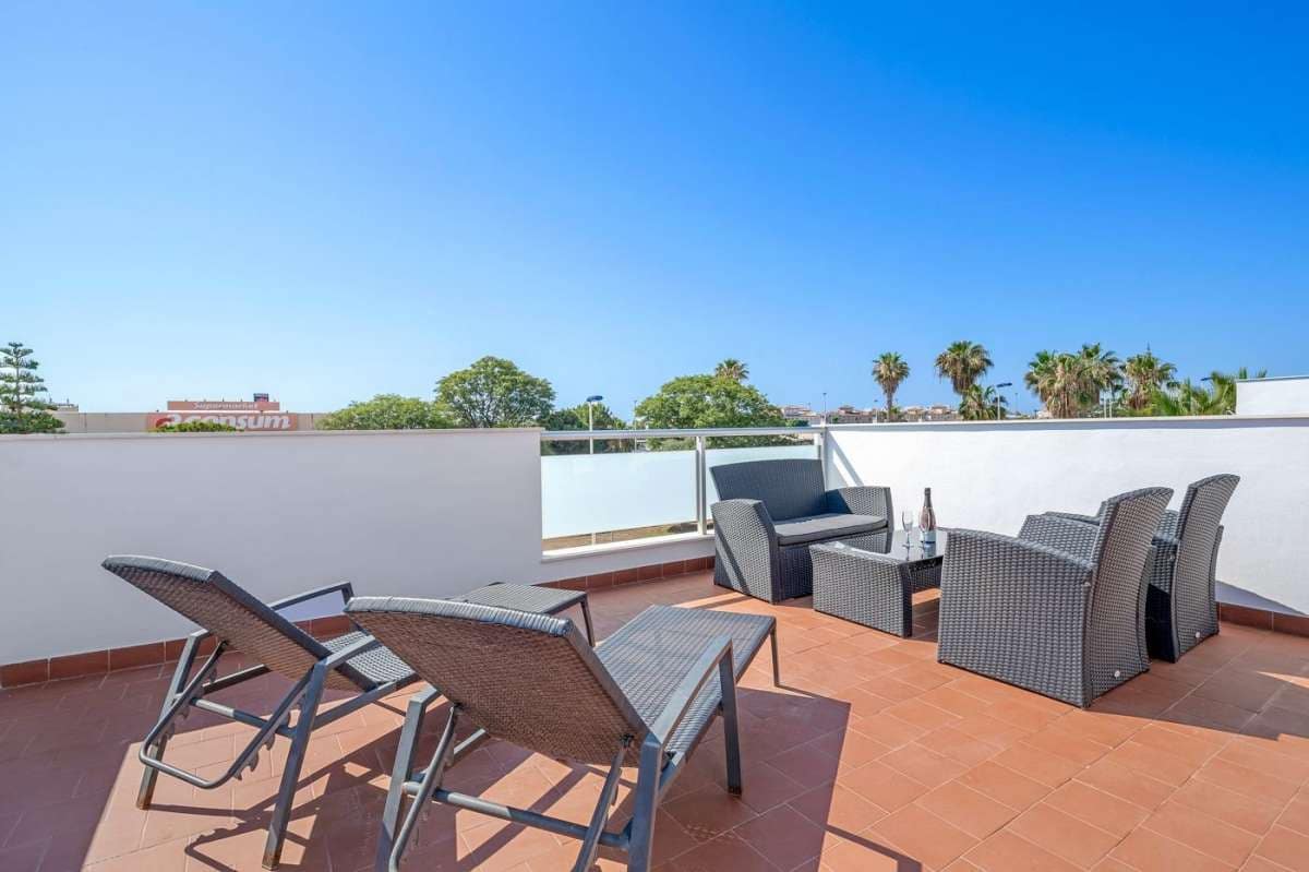 2 bedroom Penthouse for sale in Orihuela Costa - € 279,000 (Ref: 9137776)