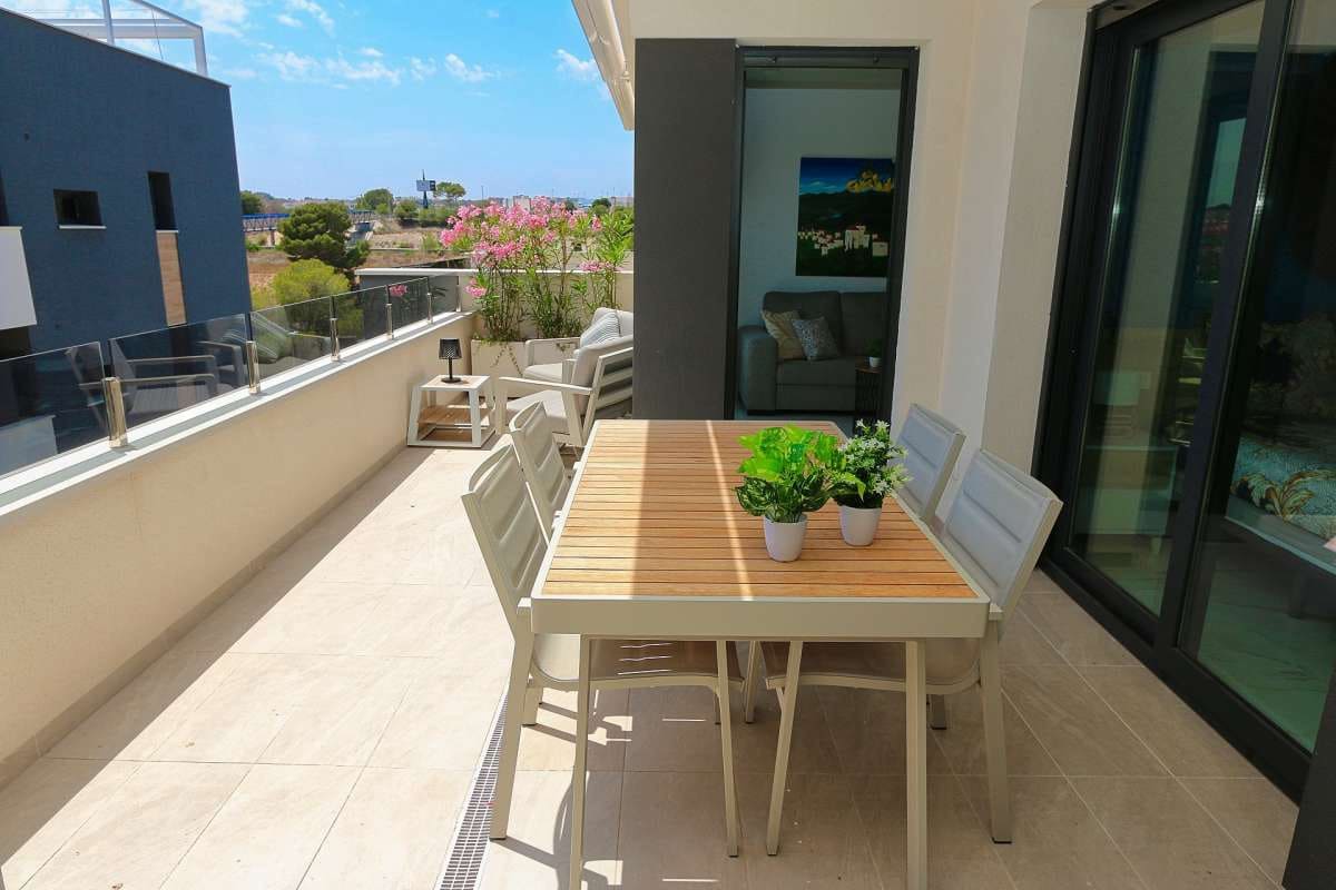 2 Zimmer Apartment zu verkaufen in Orihuela Costa - 365.000 € (Ref: 9137831)