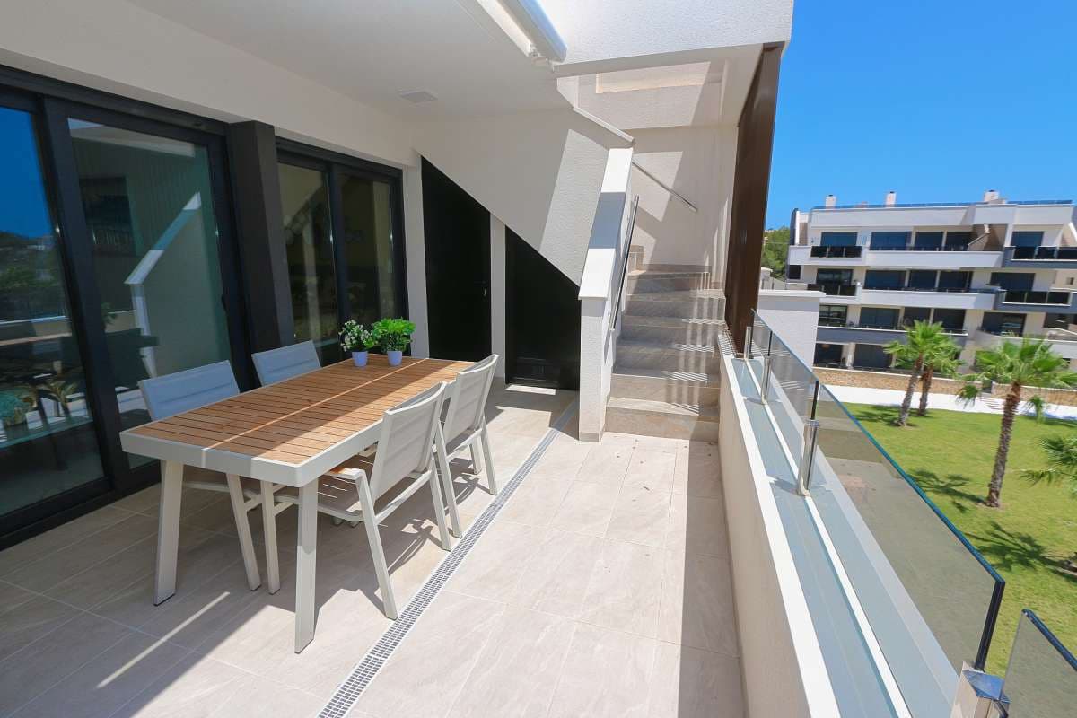 2 Zimmer Apartment zu verkaufen in Orihuela Costa - 365.000 € (Ref: 9137831)