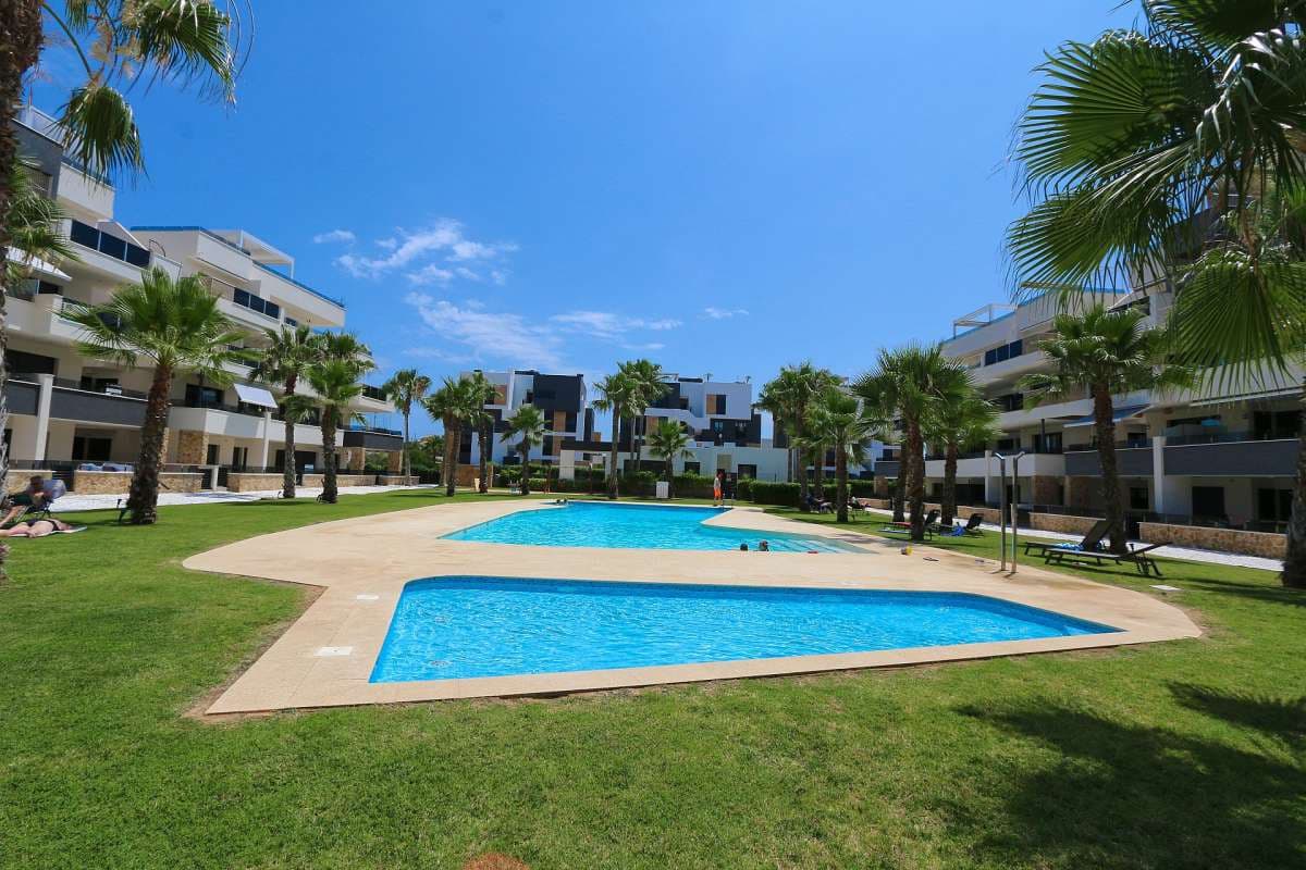 2 Zimmer Apartment zu verkaufen in Orihuela Costa - 365.000 € (Ref: 9137831)