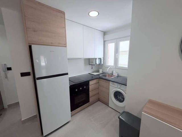 Apartamento de 3 habitaciones en Torrevieja en venta - 285.000 € (Ref: 9138529)