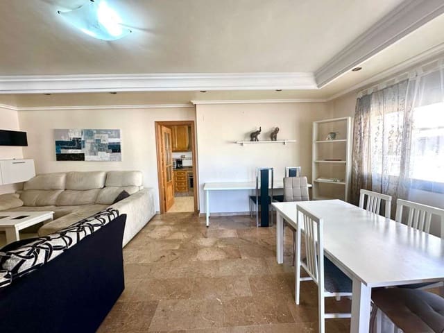 Apartamento de 4 habitaciones en Torrevieja en venta - 275.000 € (Ref: 9138532)