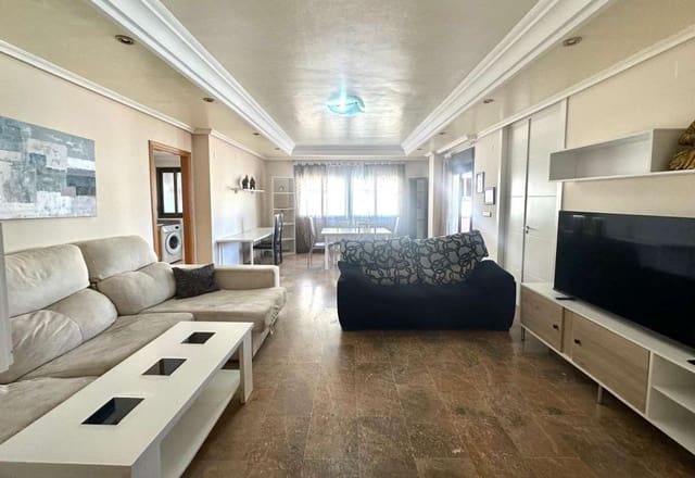 Apartamento de 4 habitaciones en Torrevieja en venta - 275.000 € (Ref: 9138532)