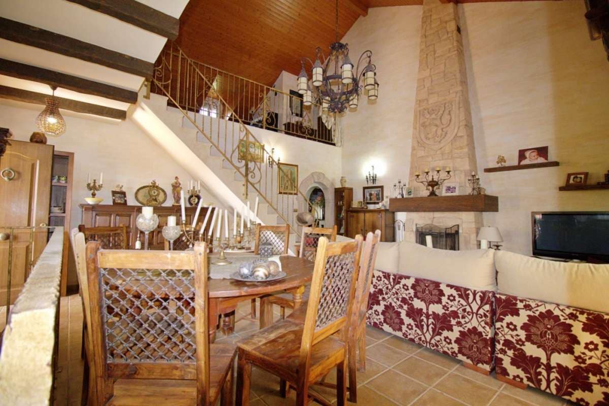 5 bedroom Villa for sale in Elche / Elx - € 620,000 (Ref: 9138537)