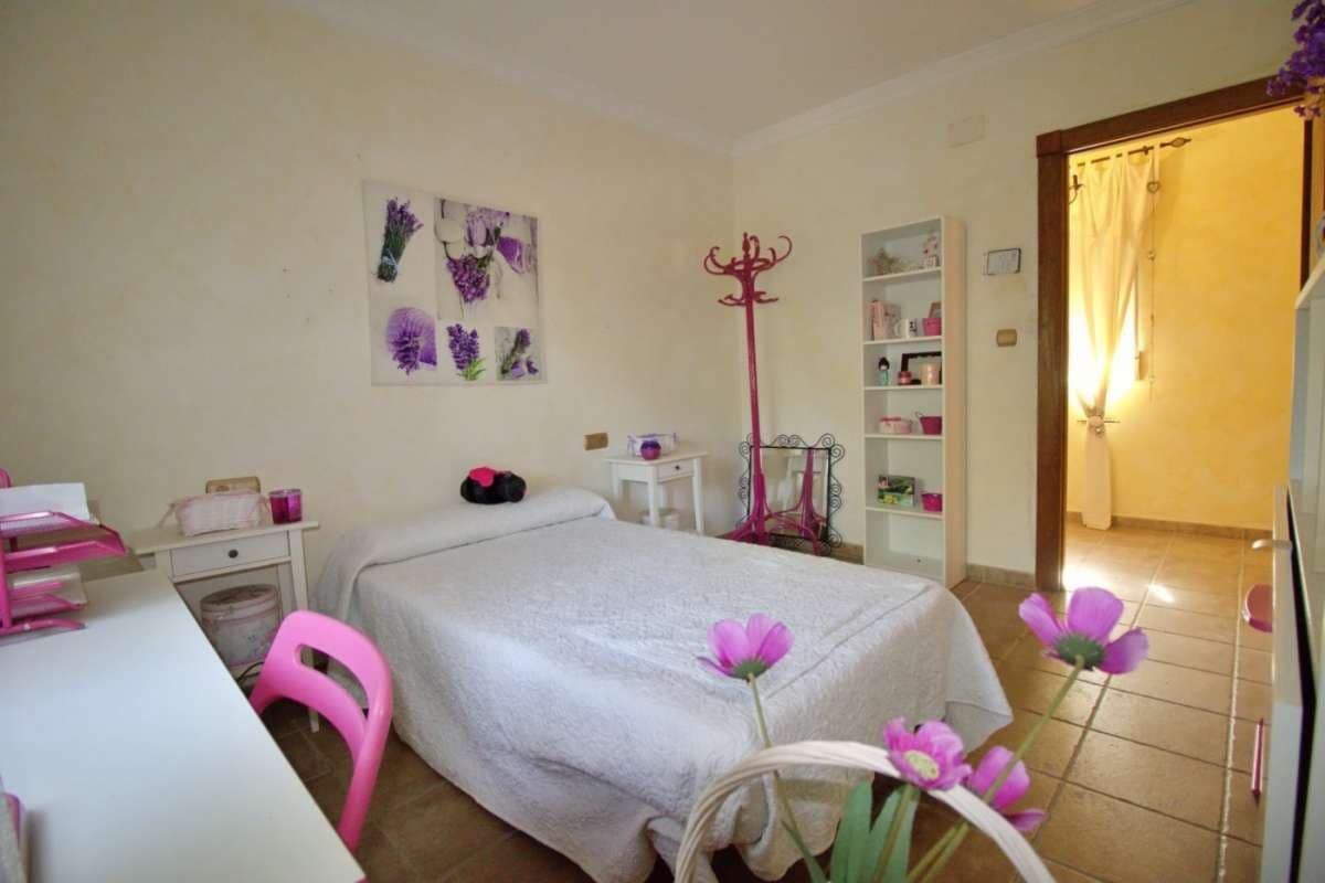 5 bedroom Villa for sale in Elche / Elx - € 620,000 (Ref: 9138537)