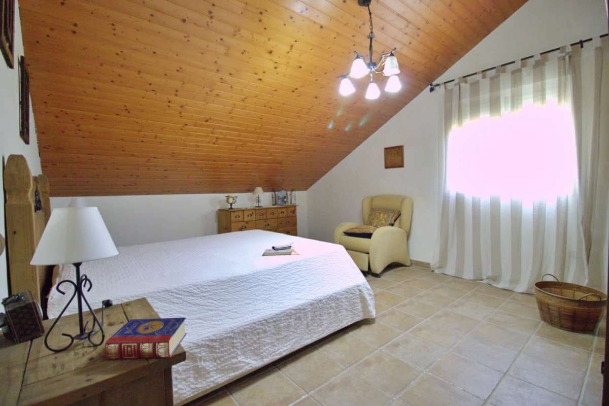 5 bedroom Villa for sale in Elche / Elx - € 620,000 (Ref: 9138537)