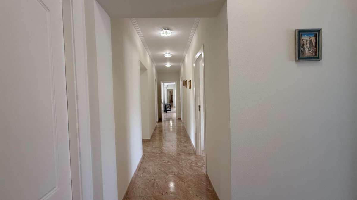 7 bedroom Villa for sale in Torrevieja - € 930,000 (Ref: 9138740)