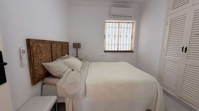 3 slaapkamer Villa te koop in Torrevieja - € 645.000 (Ref: 9144741)