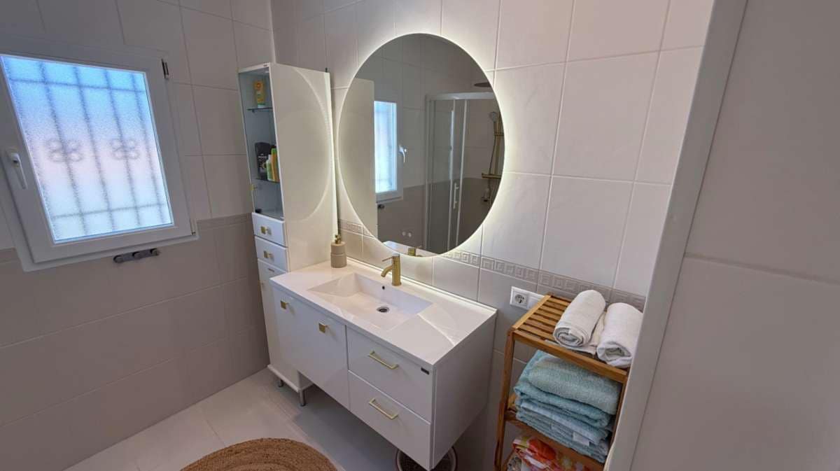 3 bedroom Villa for sale in Torrevieja - € 645,000 (Ref: 9144741)