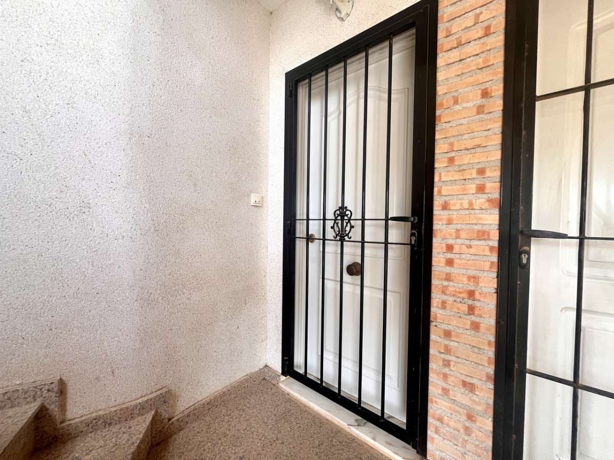 2 bedroom Apartment for sale in Cabo Roig - € 159,000 (Ref: 9144742)