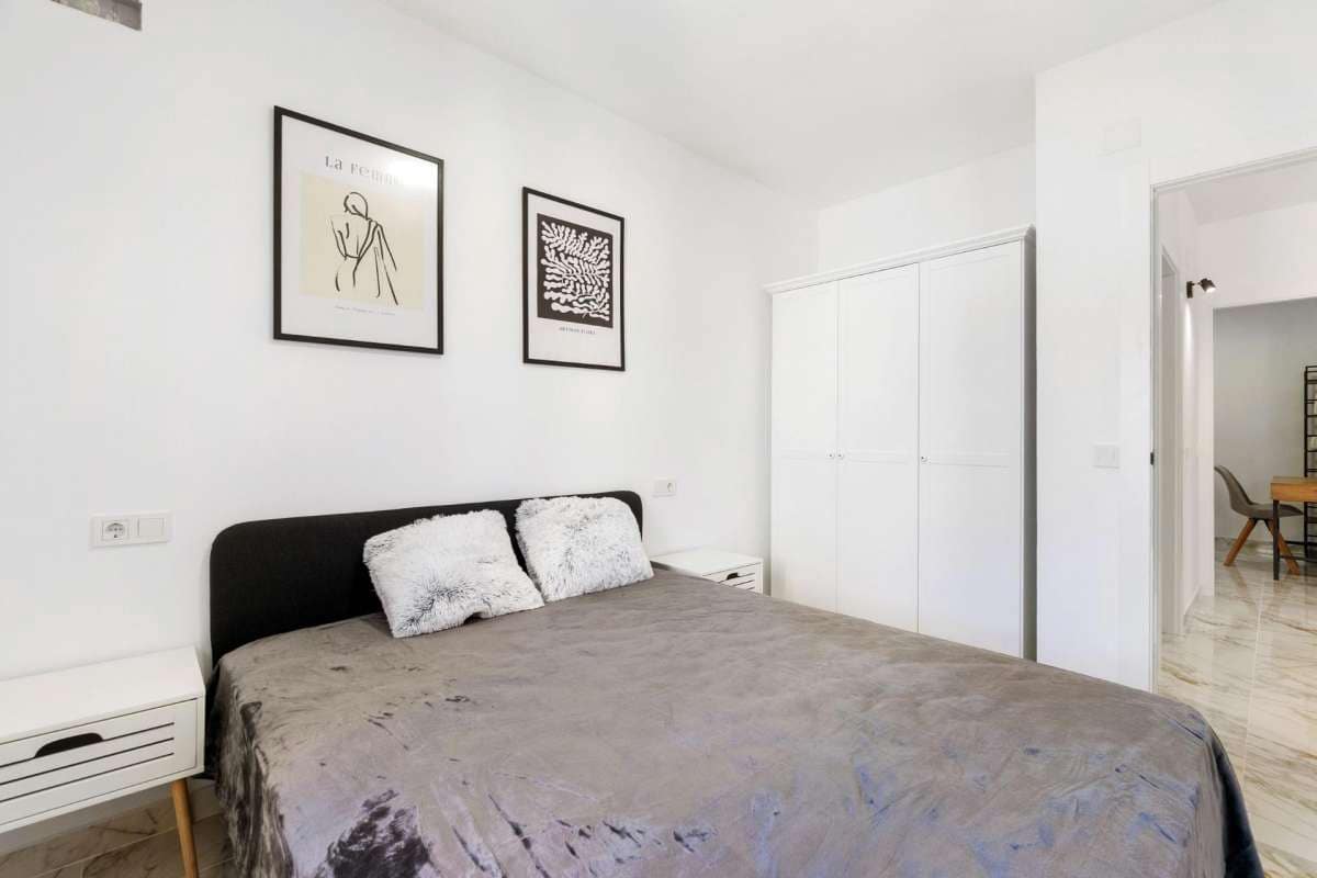 3 bedroom Villa for sale in Torrevieja - € 230,000 (Ref: 9144749)