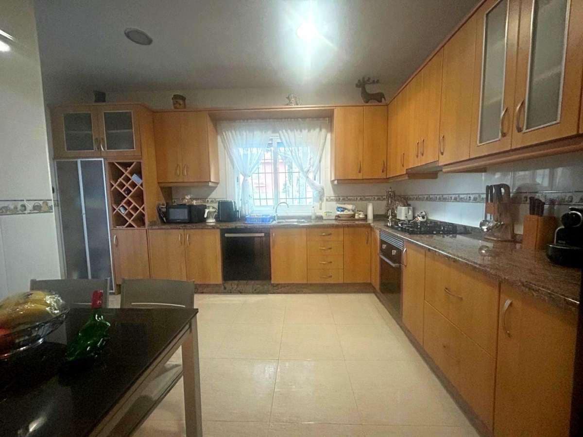 3 bedroom Villa for sale in Orihuela Costa - € 985,000 (Ref: 9144750)