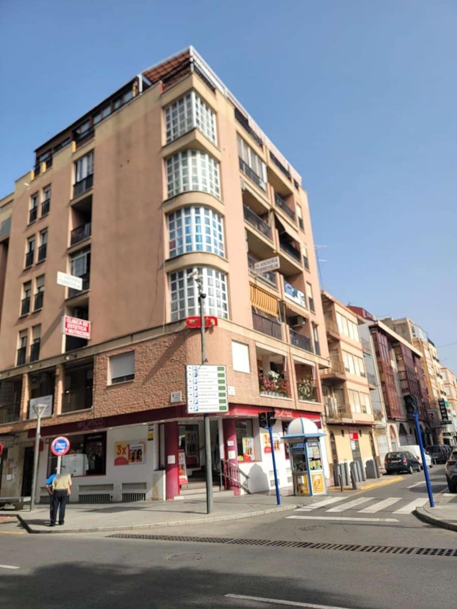 3 bedroom Apartment for sale in Torrevieja - € 189,000 (Ref: 9216804)